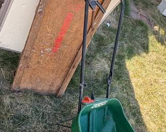 Seed Spreader 