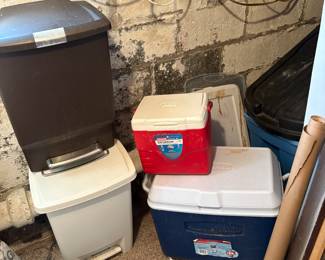 Coolers & Trash Bins 