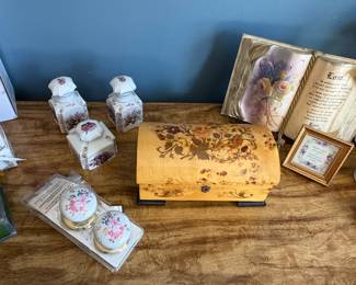 Jewelry Boxes 