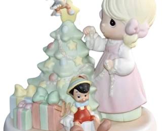 Precious Moments Disney Pinocchio Figurine