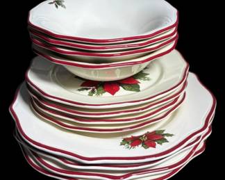 Better Homes Gardens Christmas Dishes
