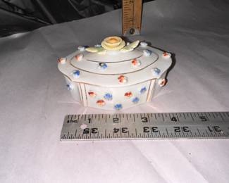 Porcelain Trinket Box $5.00