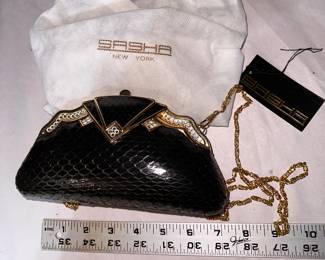 Sasha Clam Shell Purse $16.00