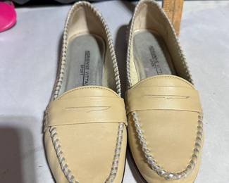 Adrienne Vittadini Loafers Size 7 $4.00