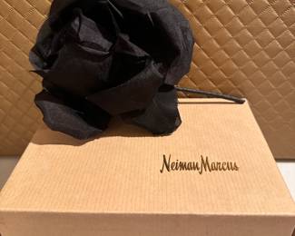 Black Leaf Pin $4.00