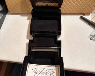 The Jewel Kit $5.00