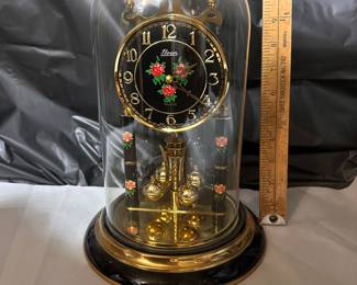 Sloan Anniversary Clock $10.00