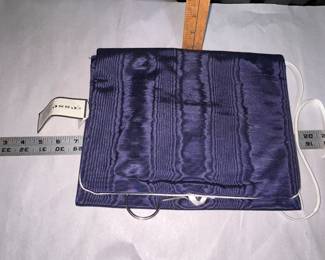 Esse Travel Bag New $6.00