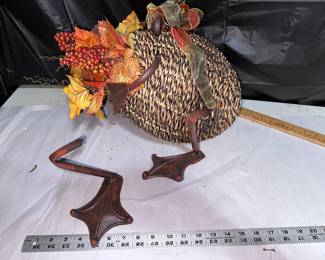 Fall Frog Centerpiece (leg detached) $5.00