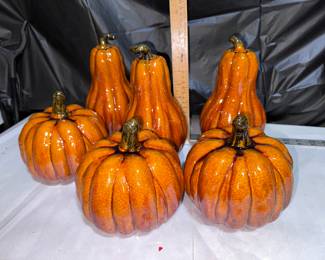 6 Pumpkins $18.00