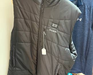 Hillster heated vest with control. Size large.