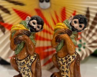 Hollohaza Salt and Pepper shaker 