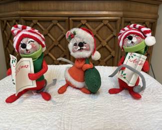 Annalee Christmas mice