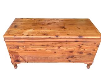 ANMC615 Cedar Hope Chest There is some stains or water marks on wood no treatment attempted