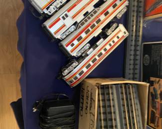 MTH Train Set - Track, 4 cars and Transformer $ 280.00