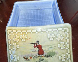 Interior view of trinket box