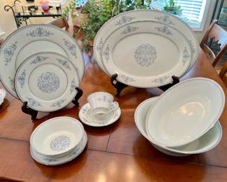 Oxford bone china by Lenox - Bryn Mawr pattern
