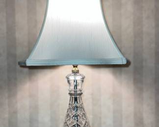 Alternate view of crystal lamp