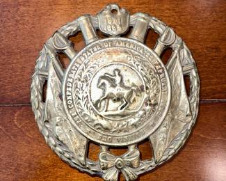 Virginia MetalCrafters brass trivet
