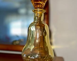 Amber jar