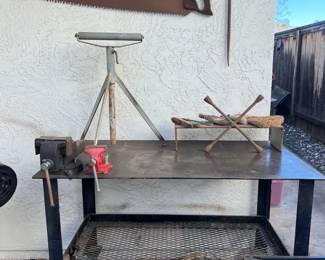 Industrial work station in super heavy metal