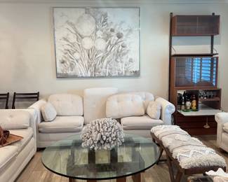MCM round table with 50 pound coral piece
