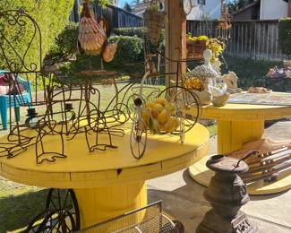Our yard? SOOOOOOOO fabulous and so much fun!