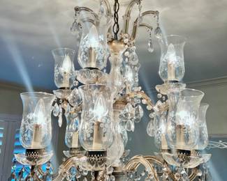 Stunning Vintage Chandelier