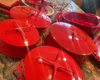Dansk in amazing condition