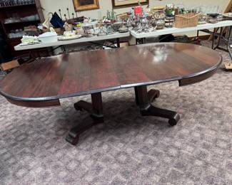 Empire Mahogany Dining Table w/ 4 leaves