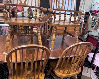 Set 6 Windsor Chairs 