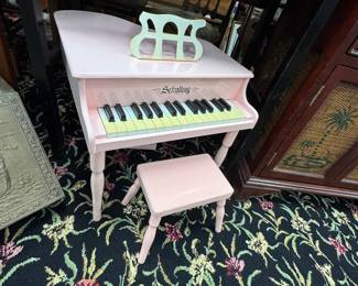Pink Schylling child’s piano