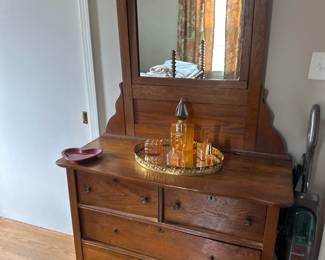 Antique 4 drawer dressing cabinet with mirror 