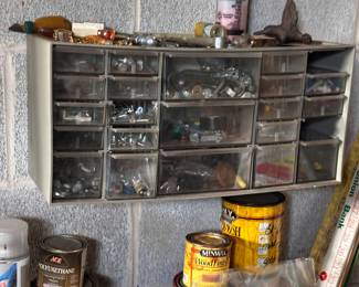 Hardware storage case