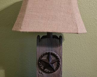Rustic Wood Pillar Lamp w/ Texas Star & Shade, 1/2