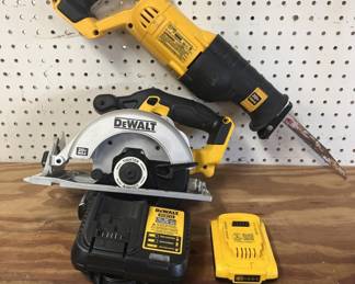 Dewalt 20v Tool Lot. 61/2 inches Circular Saw, etc