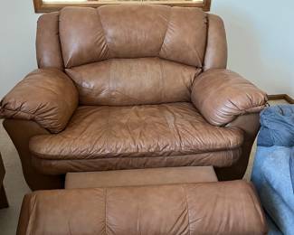 Lane furniture very comfortable, oversized reclining Armchair