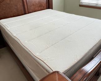 Tempur-pedic pillow top king size mattress