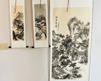 Lot of three silk scrolls