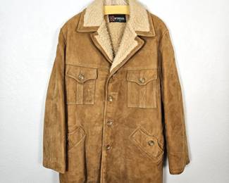 Men's Vintage McGregor Shearling Coat in a Tan Suede w/ Four Flap Pockets - Size 44 Long