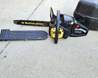 McCulloch 16" Gas Powered Chain Saw Mac Cat 35CC Anti-Vibration with Hard Case -