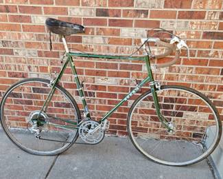 Sekai Men's Road Bike in Forest Green - Made in Japan - 27"
