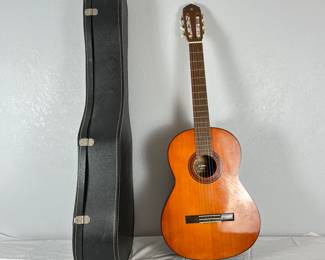 Yamaha guitar
