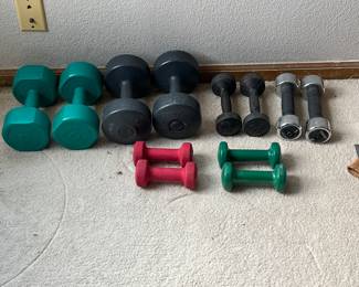 Assorted hand weights
