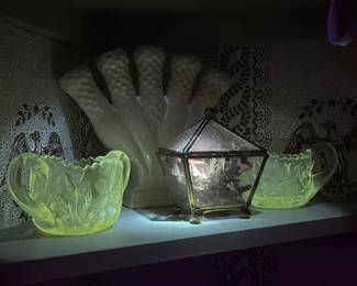Manganese Glassware