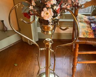 Gold Flower Holder
