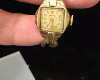 vintage women's wristwatch 