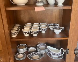 Wedgewood Florentine Set 