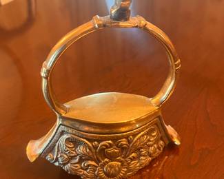 Vintage Brass Stirrup 