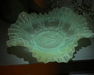 Manganese Glassware